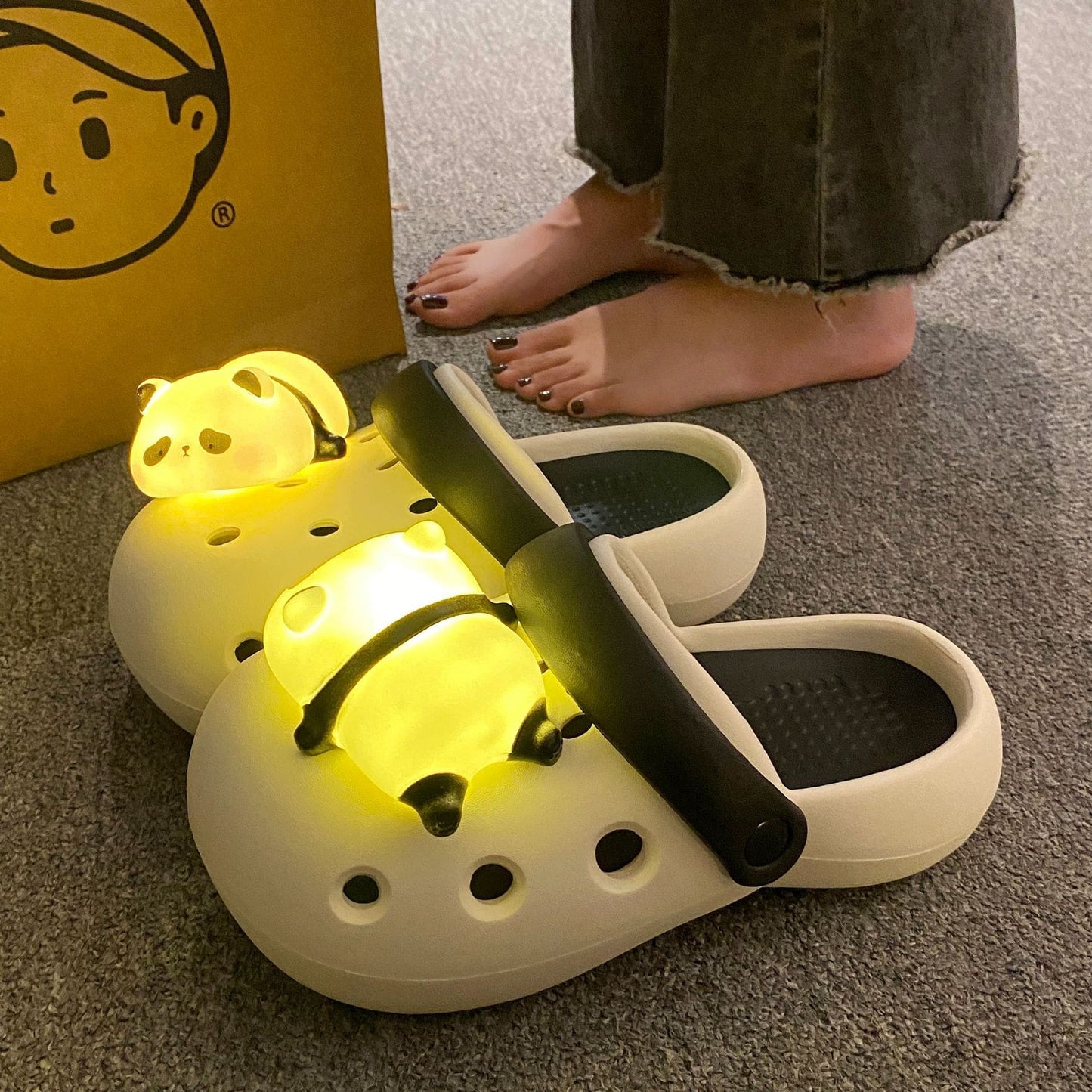 Dream Motto Black&White / UK3.5-4🔥/US6-6.5/🔥UE36-37 Outdoor/Beach Holiday Clogs with Cute Lighting Panda