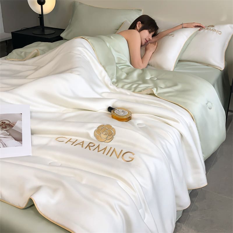 Dream Motto Houseware & Kitchen Ice Silk quilt / White&LightGreen / 150*200CM (60*80inch) 🔥🔥Washable Summer Simple Ice Silk Quilt