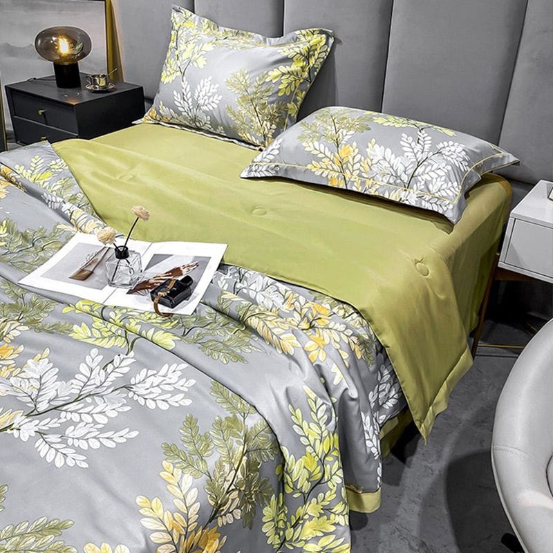 Dream Motto Houseware & Kitchen 🔥🔥Washable Icy Cool Breathable Summer Quilt 4-piece Set