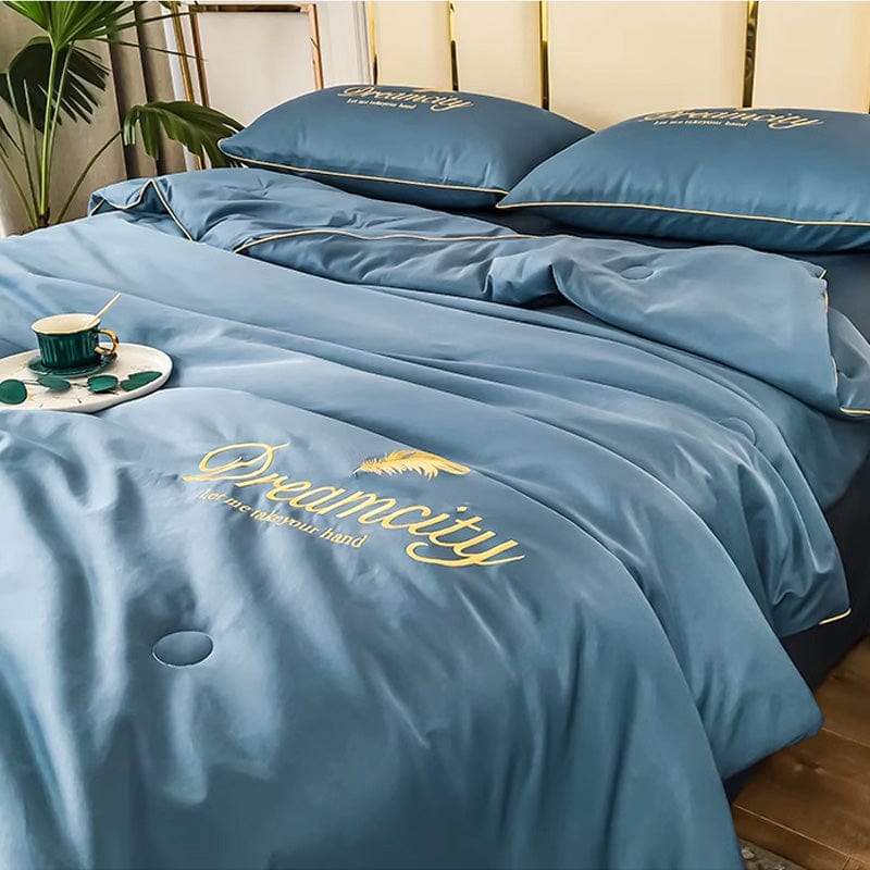 Dream Motto Houseware & Kitchen 🔥🔥Washable Summer Simple Ice Silk Quilt