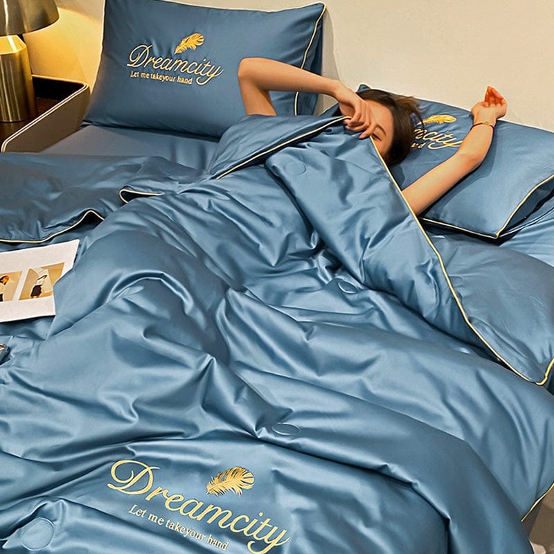 Dream Motto Houseware & Kitchen 🔥🔥Washable Summer Simple Ice Silk Quilt