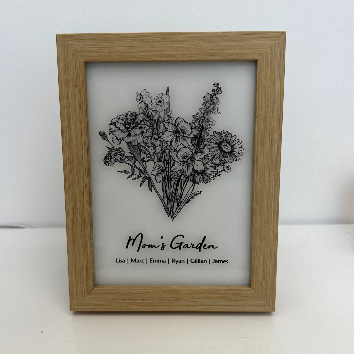 Ulovis Personalized Family Birth Flower Bouquet LED Light Box Frame