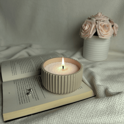 Dream Motto™ Peraled Candle Natural / Unscented / 7oz/200g + 15 Wicks Luminéa Candle Unscented