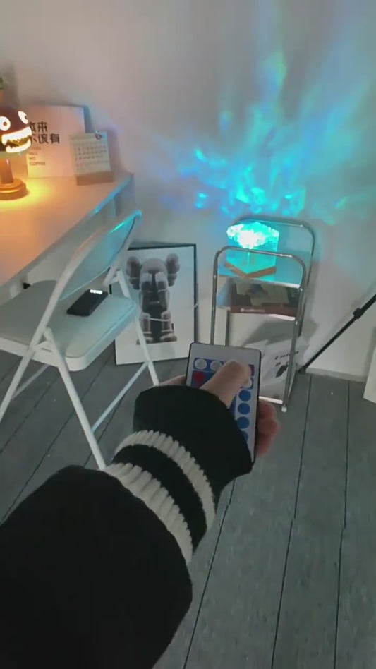 Luz ondulada del agua